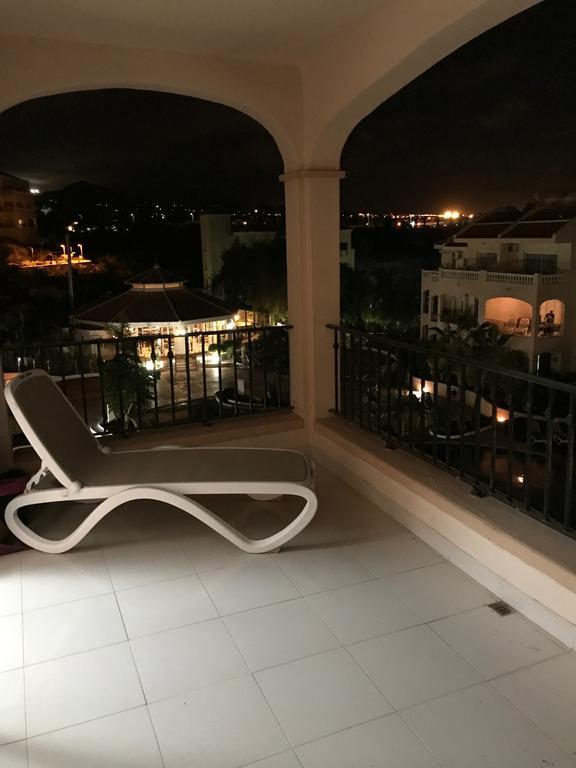 Apartment Golf Park Los Abrigos Exterior photo