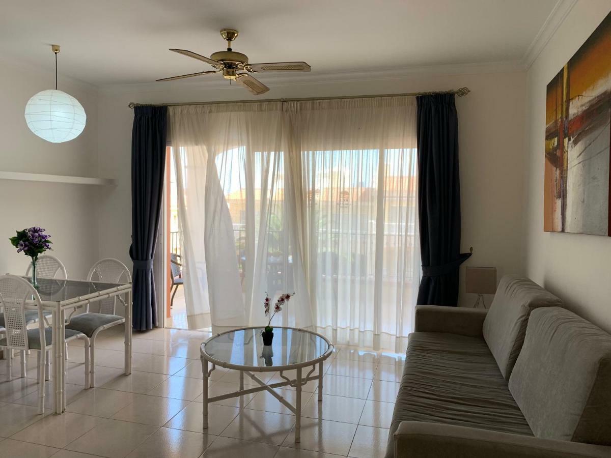 Apartment Golf Park Los Abrigos Exterior photo